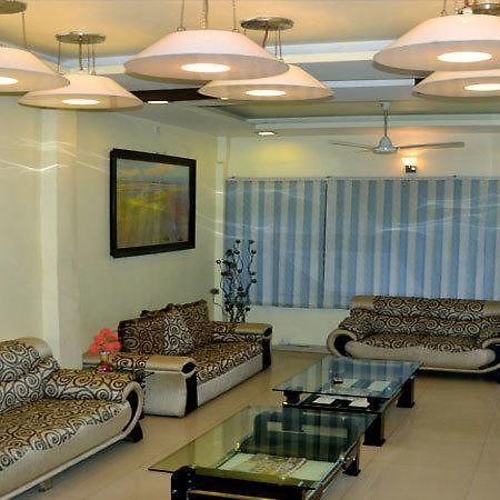 Hotel Muskan Palace Ujjain Extérieur photo
