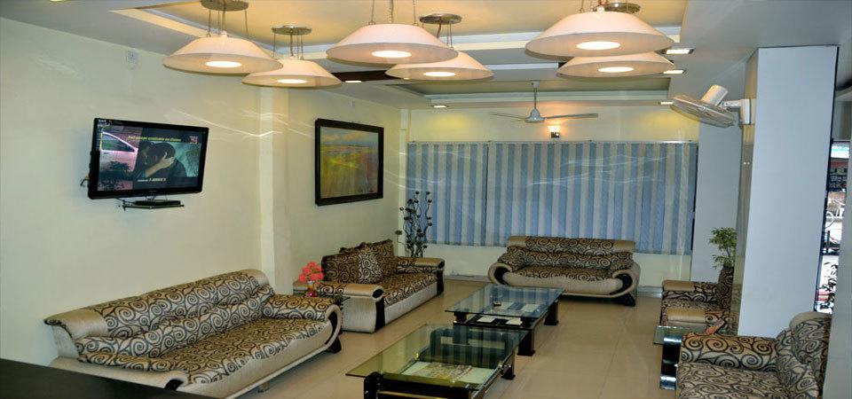 Hotel Muskan Palace Ujjain Extérieur photo