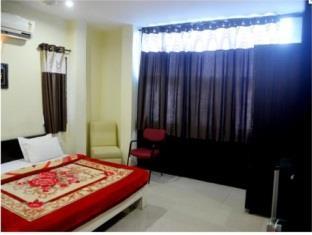 Hotel Muskan Palace Ujjain Extérieur photo