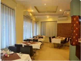 Hotel Muskan Palace Ujjain Extérieur photo